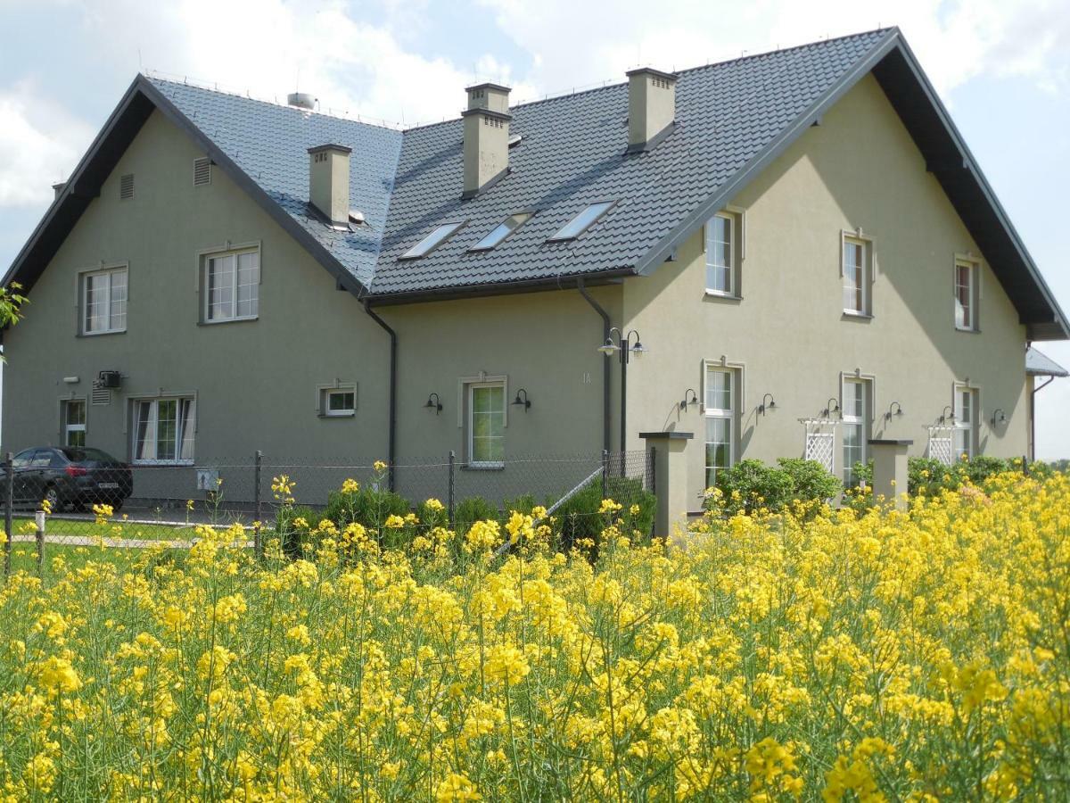 Praski Dom Sienno Exterior foto